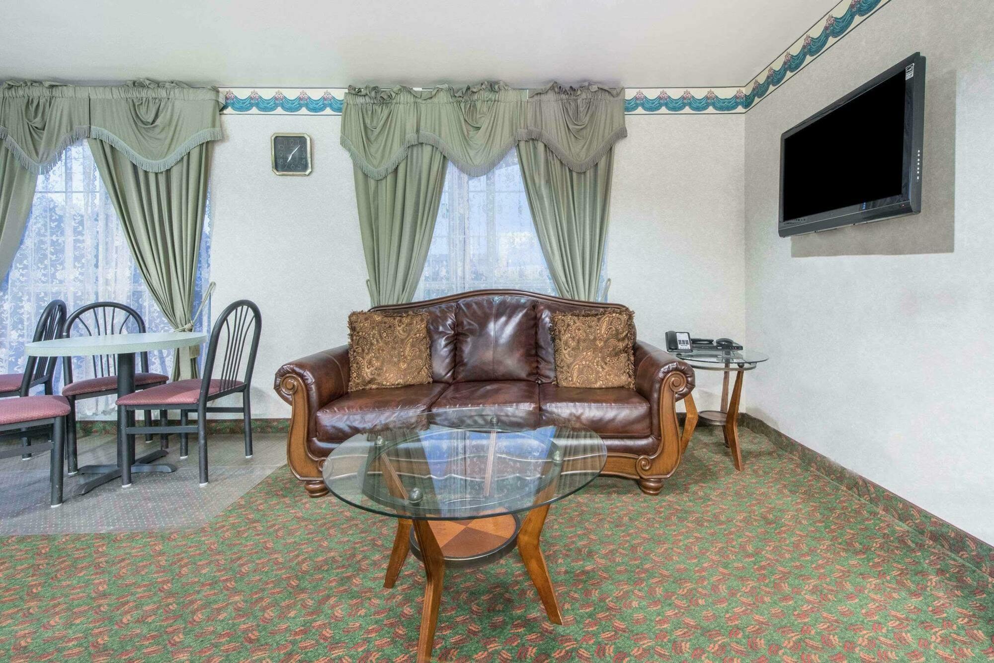 Hotel Oyo I-44 Sheppard Airforce Wichita Falls